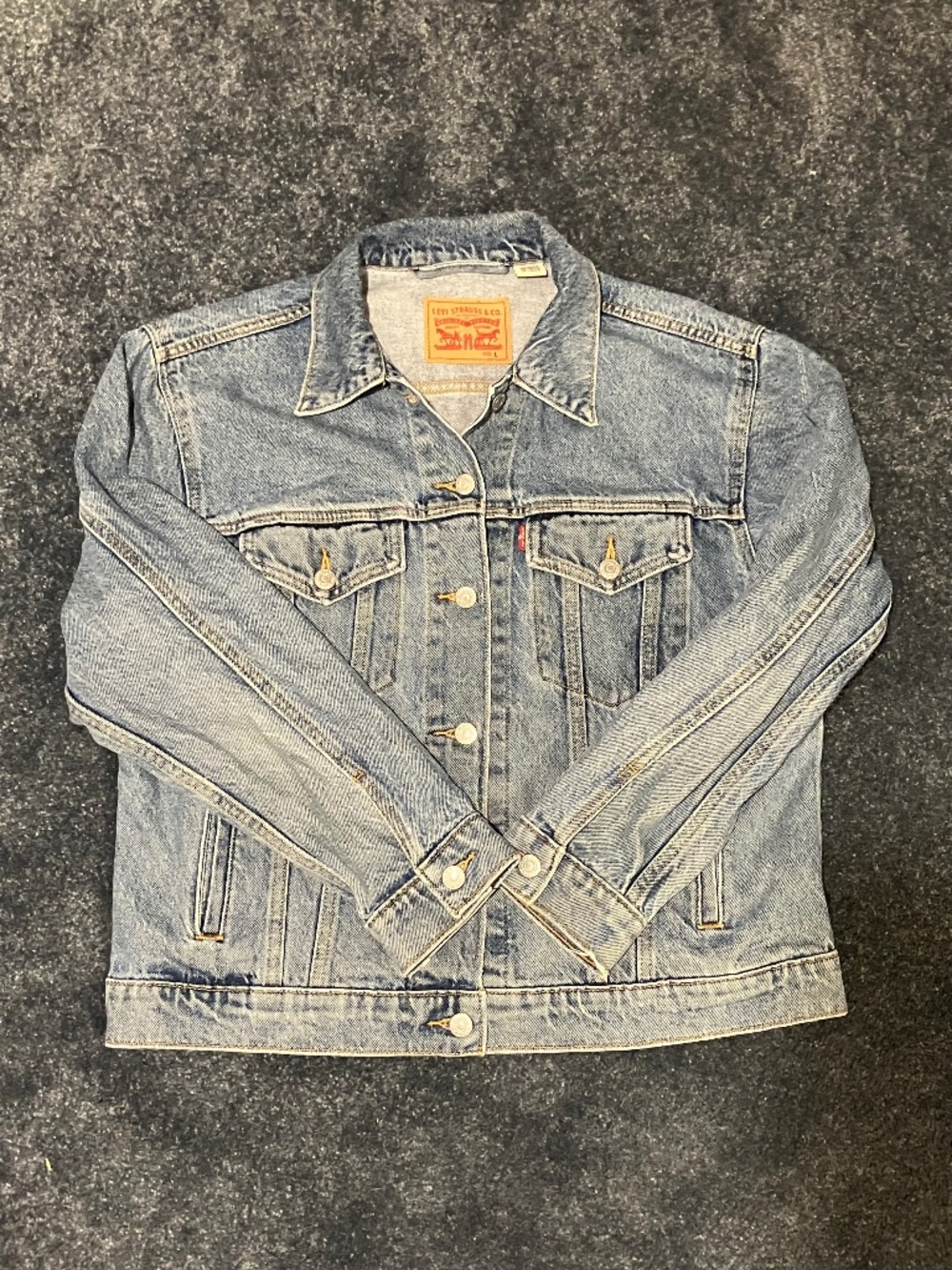 Levi’s Women's Trucker Denim Oversized-Fit Jacket (Large)